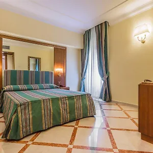 Raeli Noto Róma